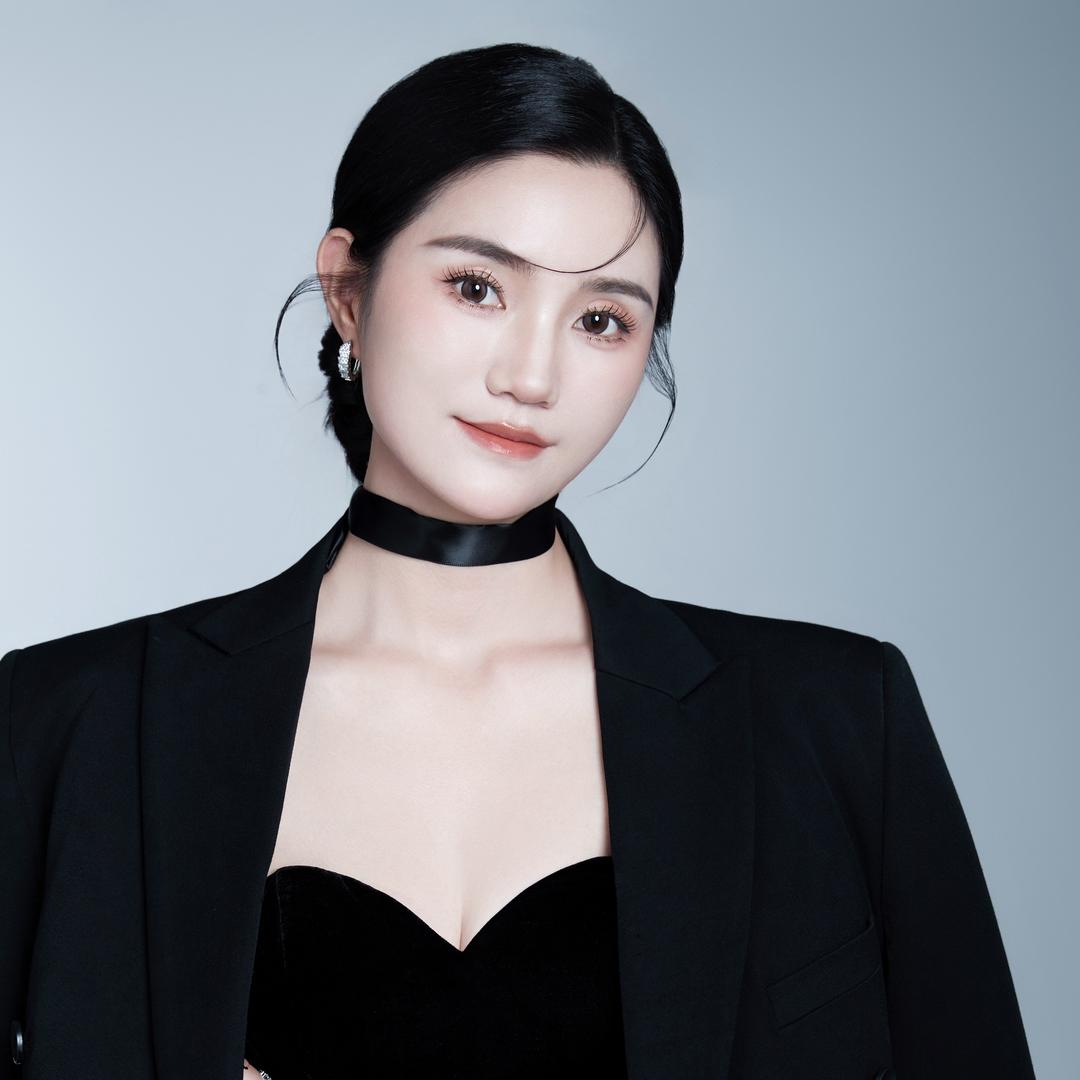 卡洛·恋姿魅纹绣