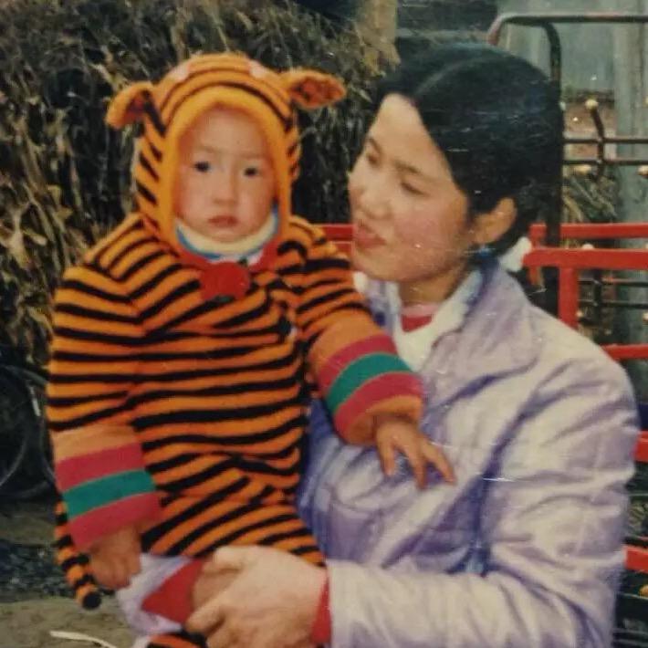 二十七 .