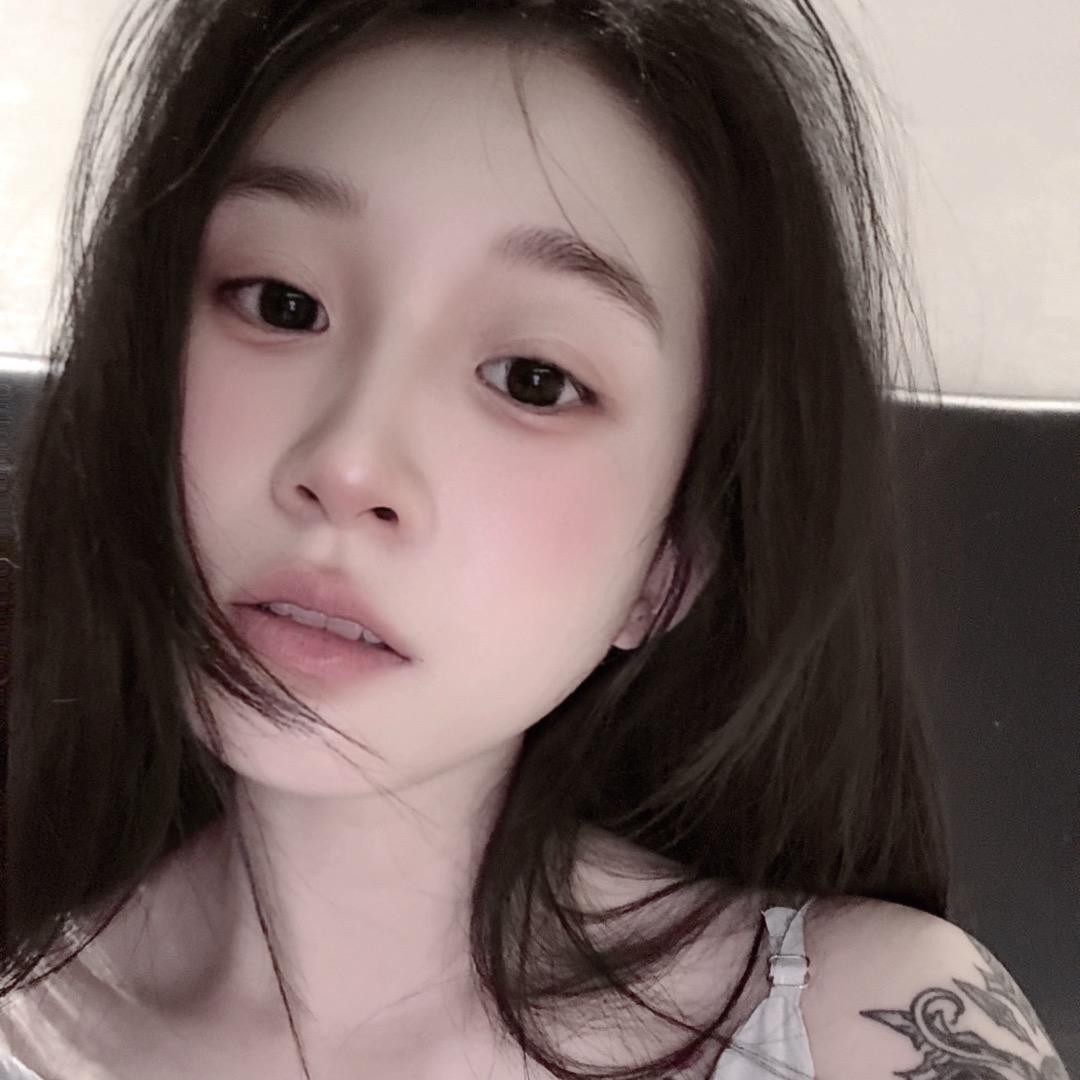 励志卖好手机的小红