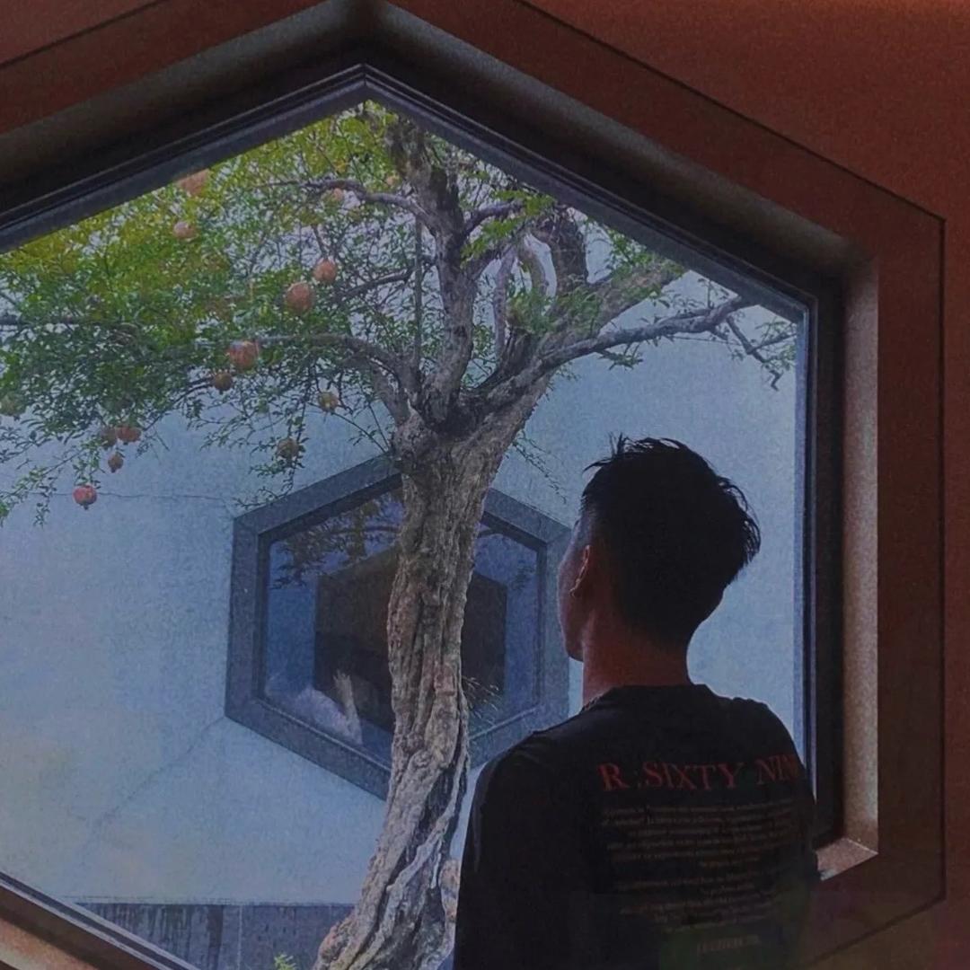 努力的雨宇