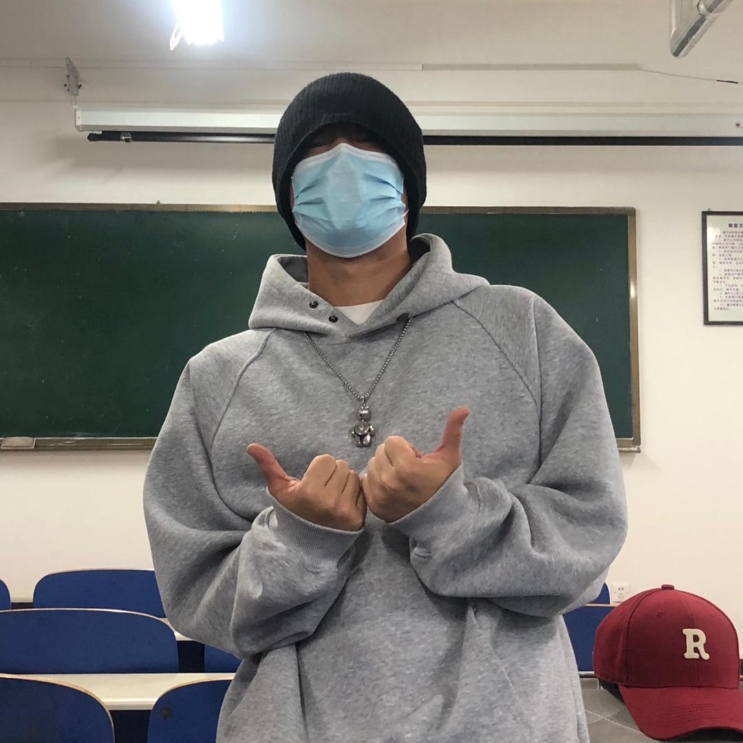 航子.