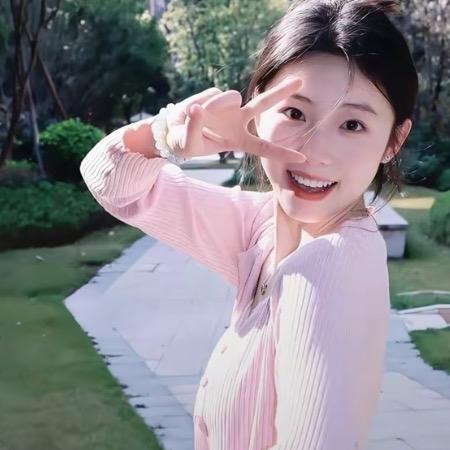 小千很哇塞✨