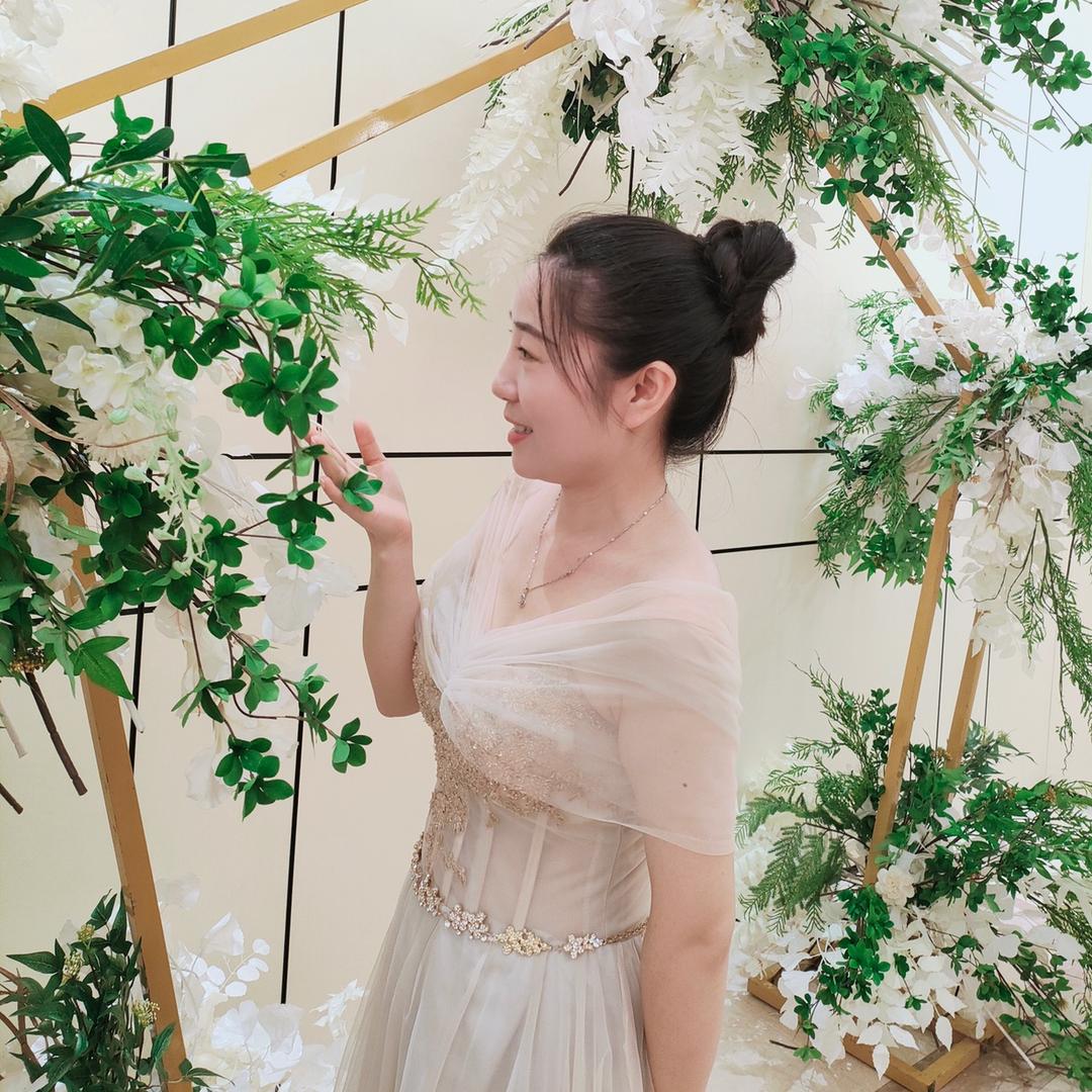 梅梅 （不要连赞哦😜）