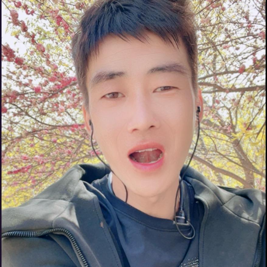 嘎嘎(*˘︶˘*).｡.:*♡香