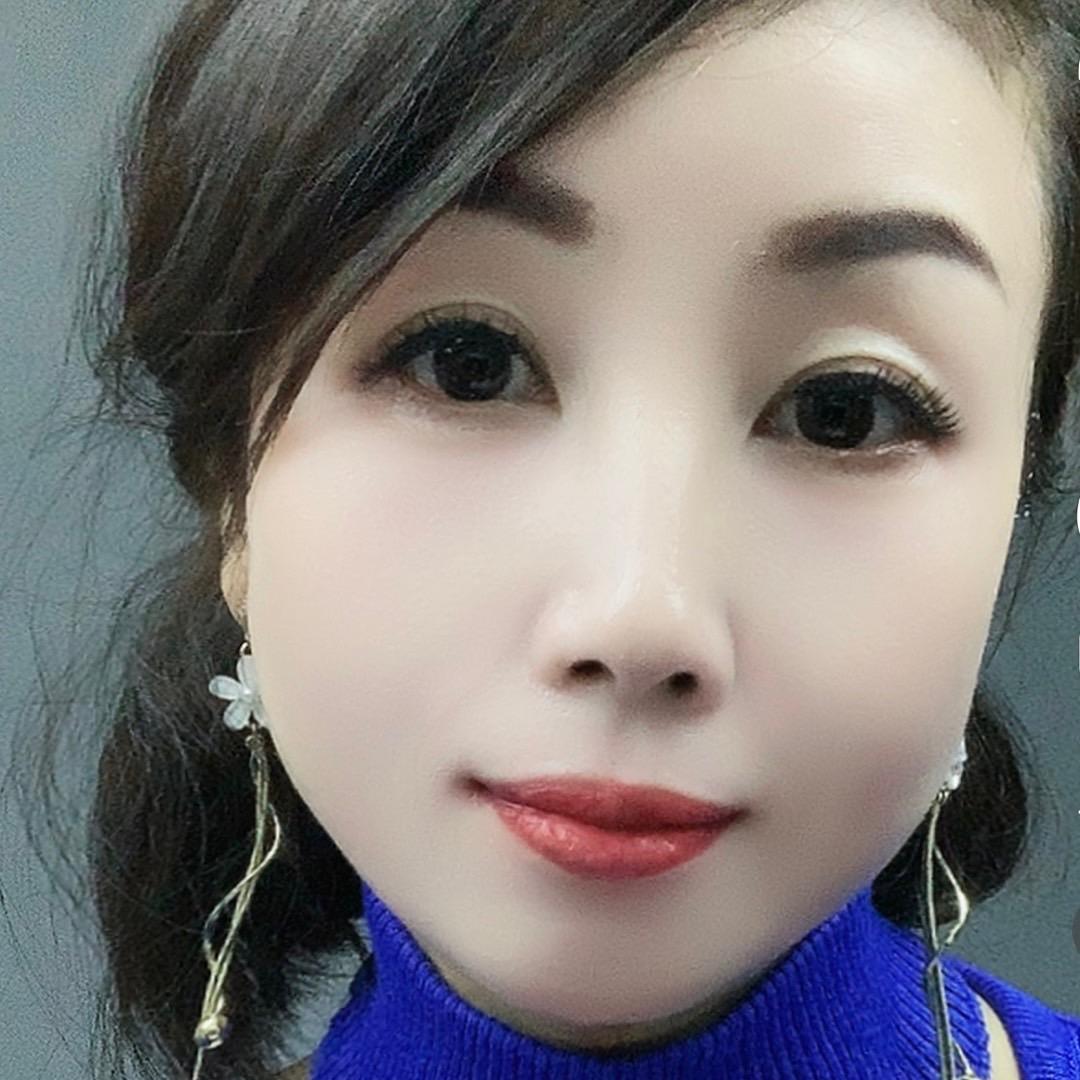 花花.