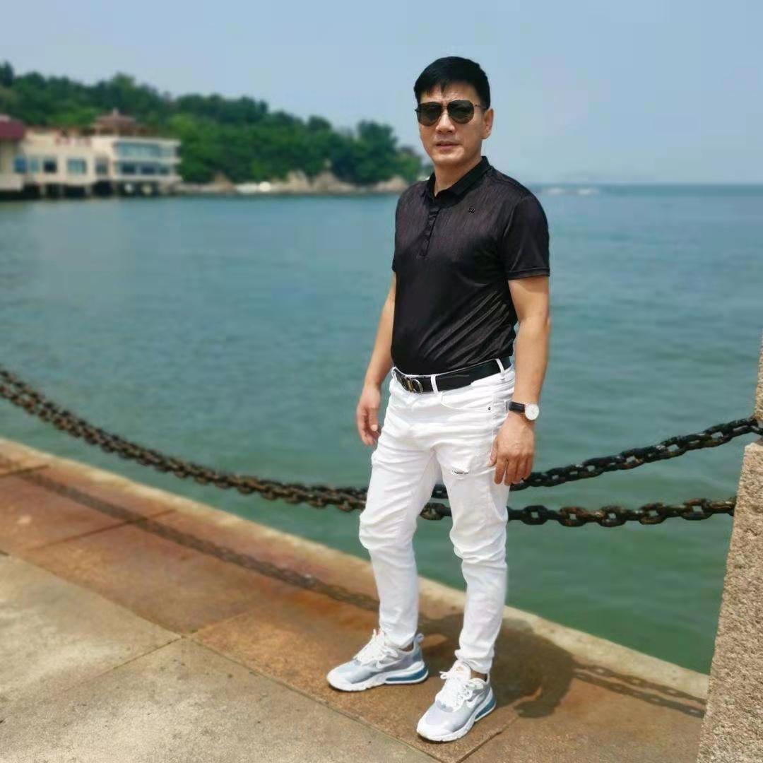 @三哥。