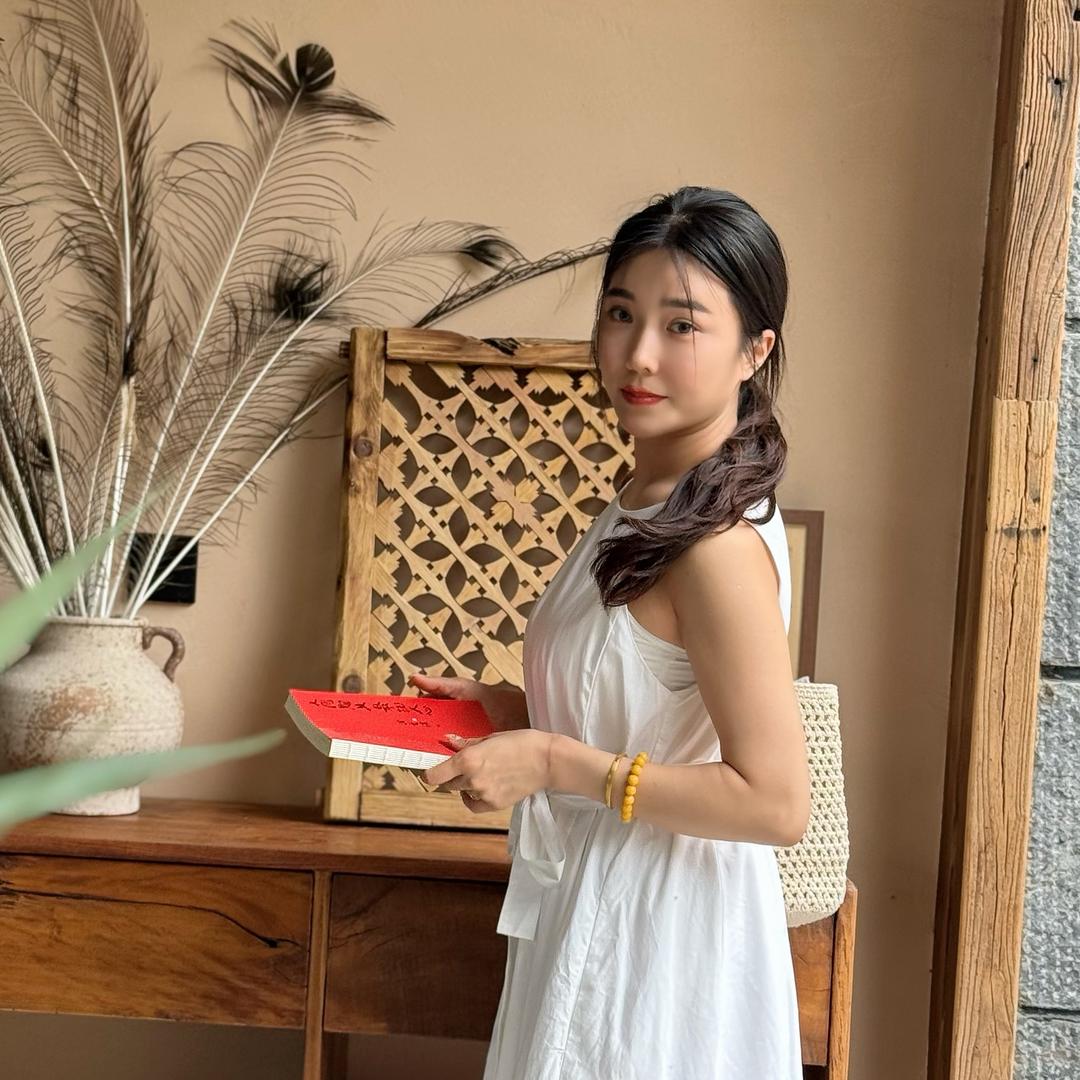 💃👠梁寻真