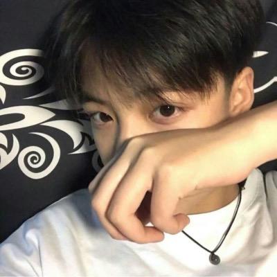 打屙不吃香菜（无畏契约手游）
