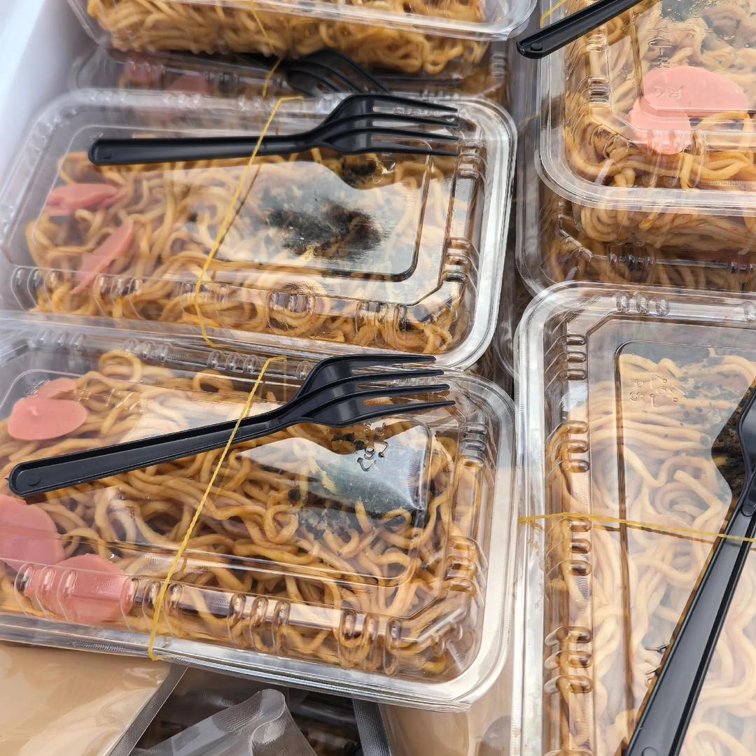 新玛特门口火鸡面