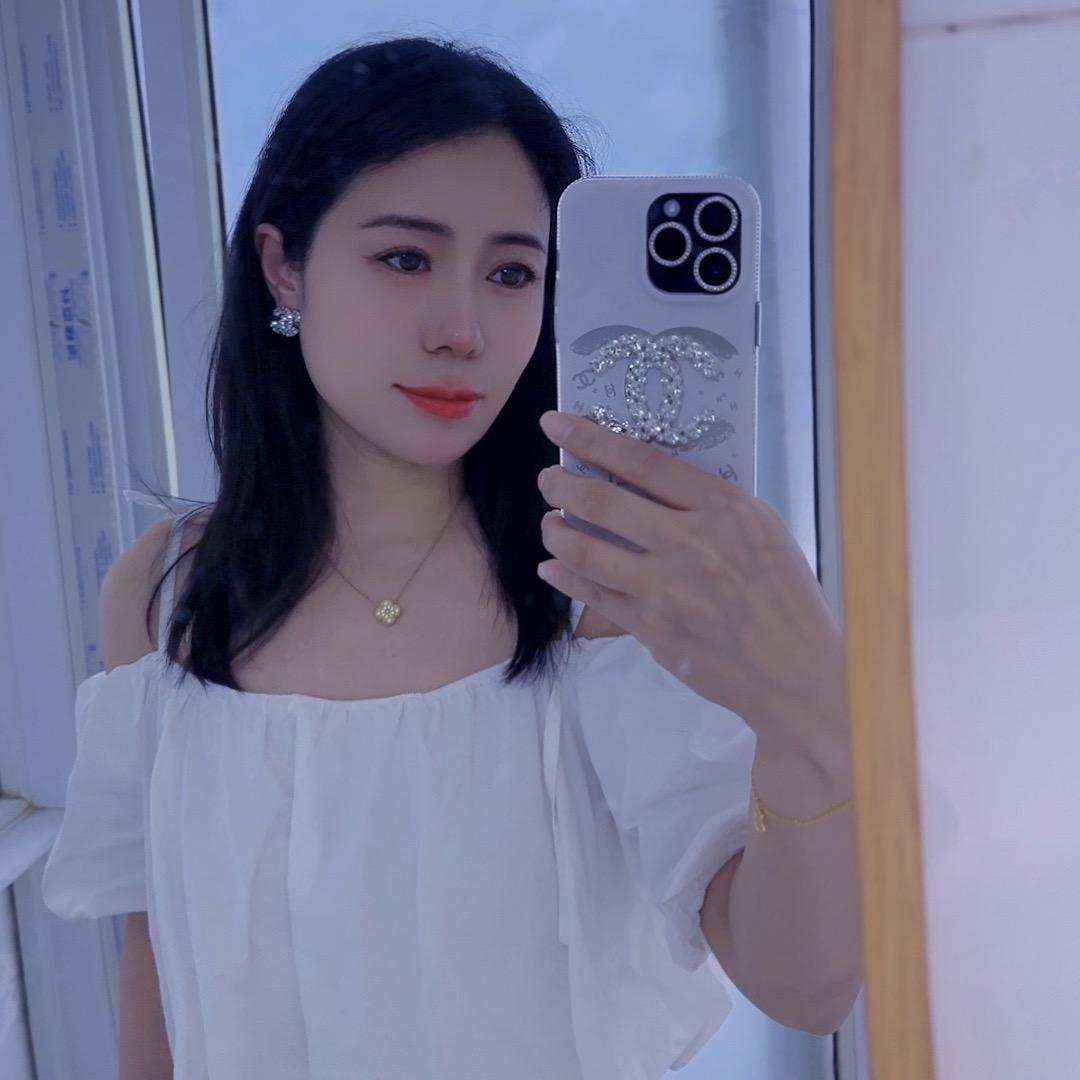 筠筠⁵²⁷⁷