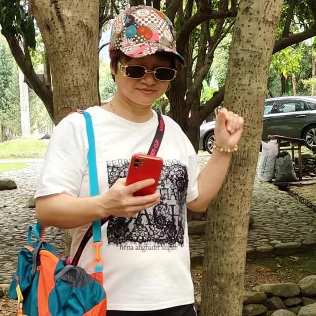 凤岗镇（赵一鸣零食）V S粤客隆生活超市