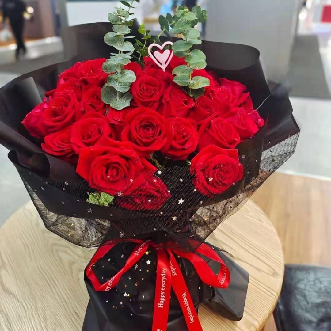 带刺的玫瑰🌹