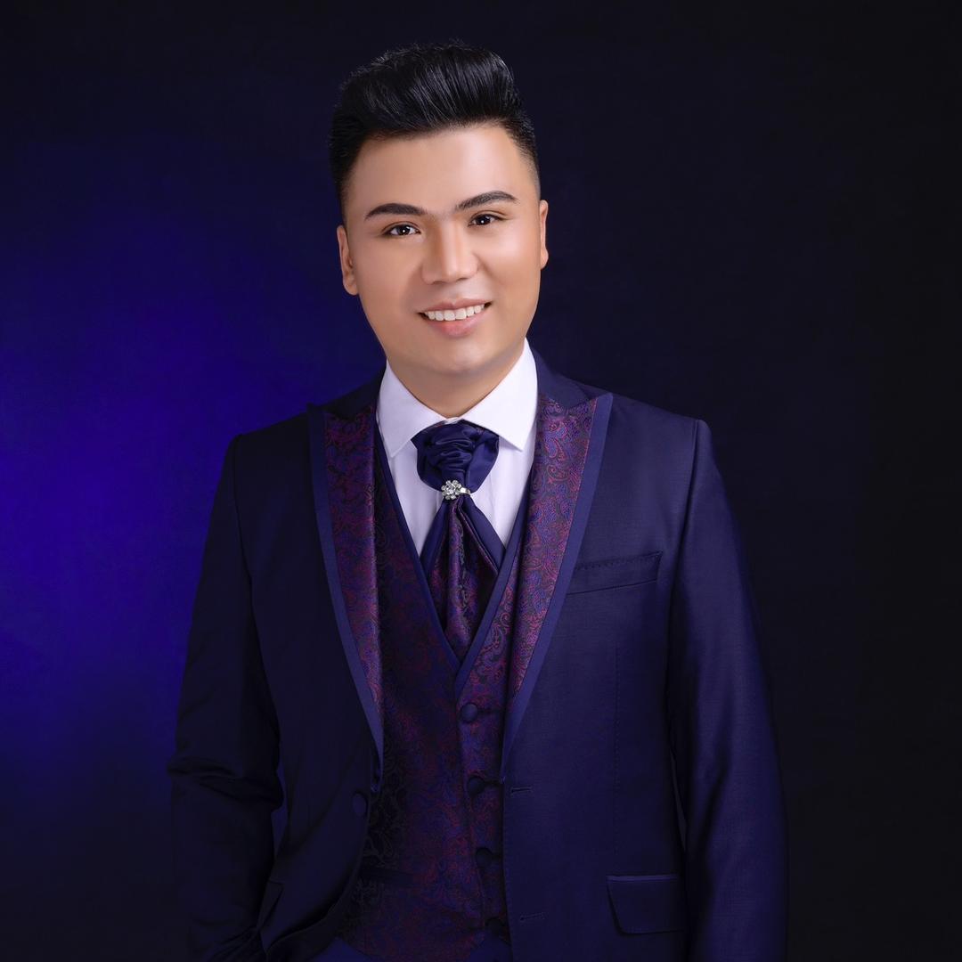 蔓努尔阿乐屯棘汗- 买总