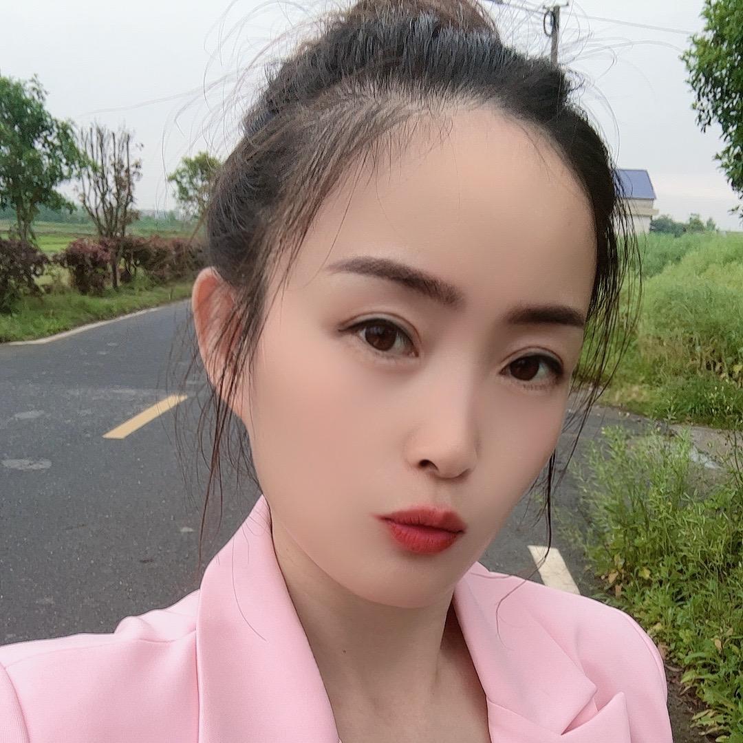 英🌷子🌸🌹