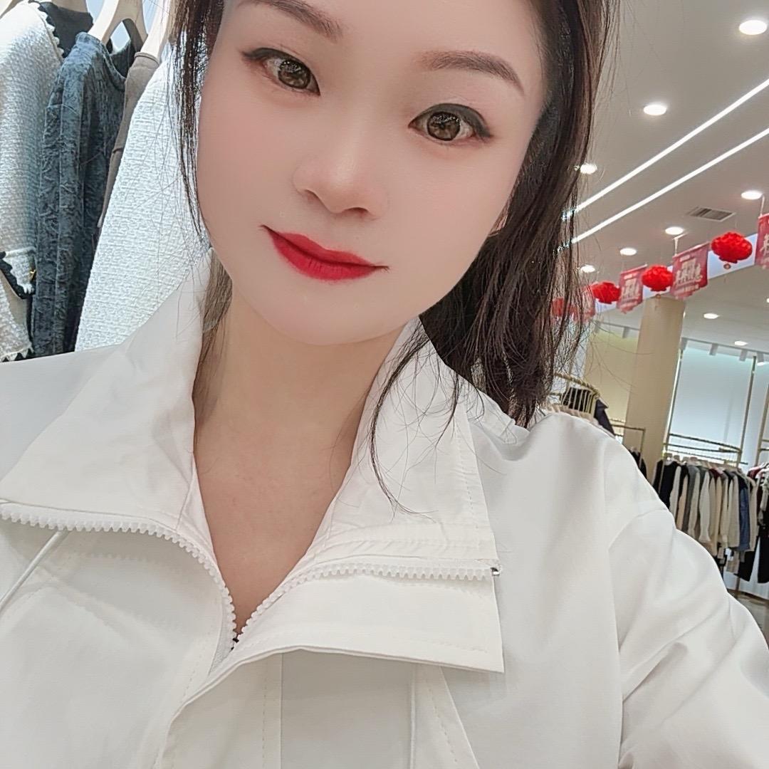 兴义市大美服饰店