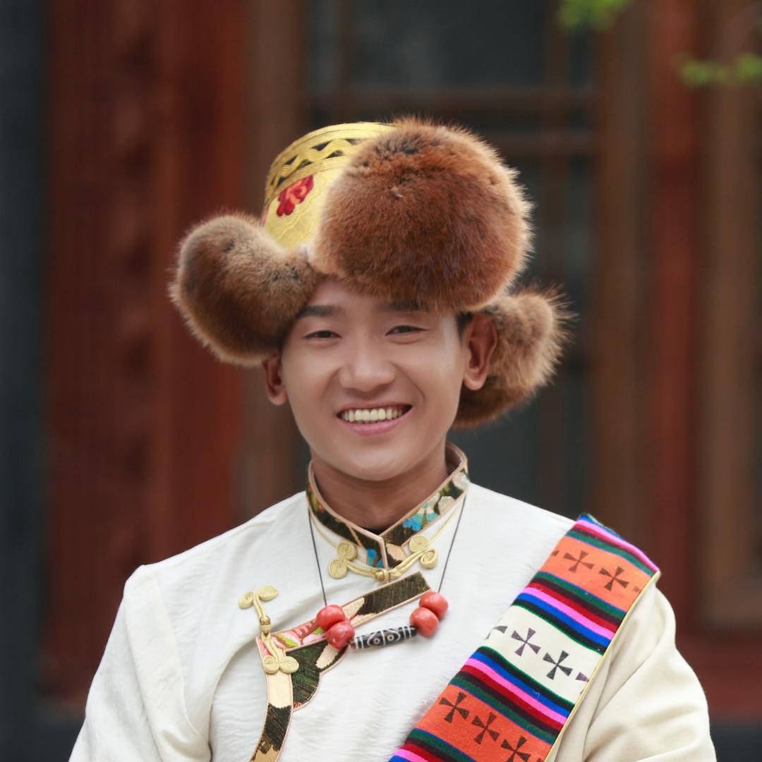扎西平措