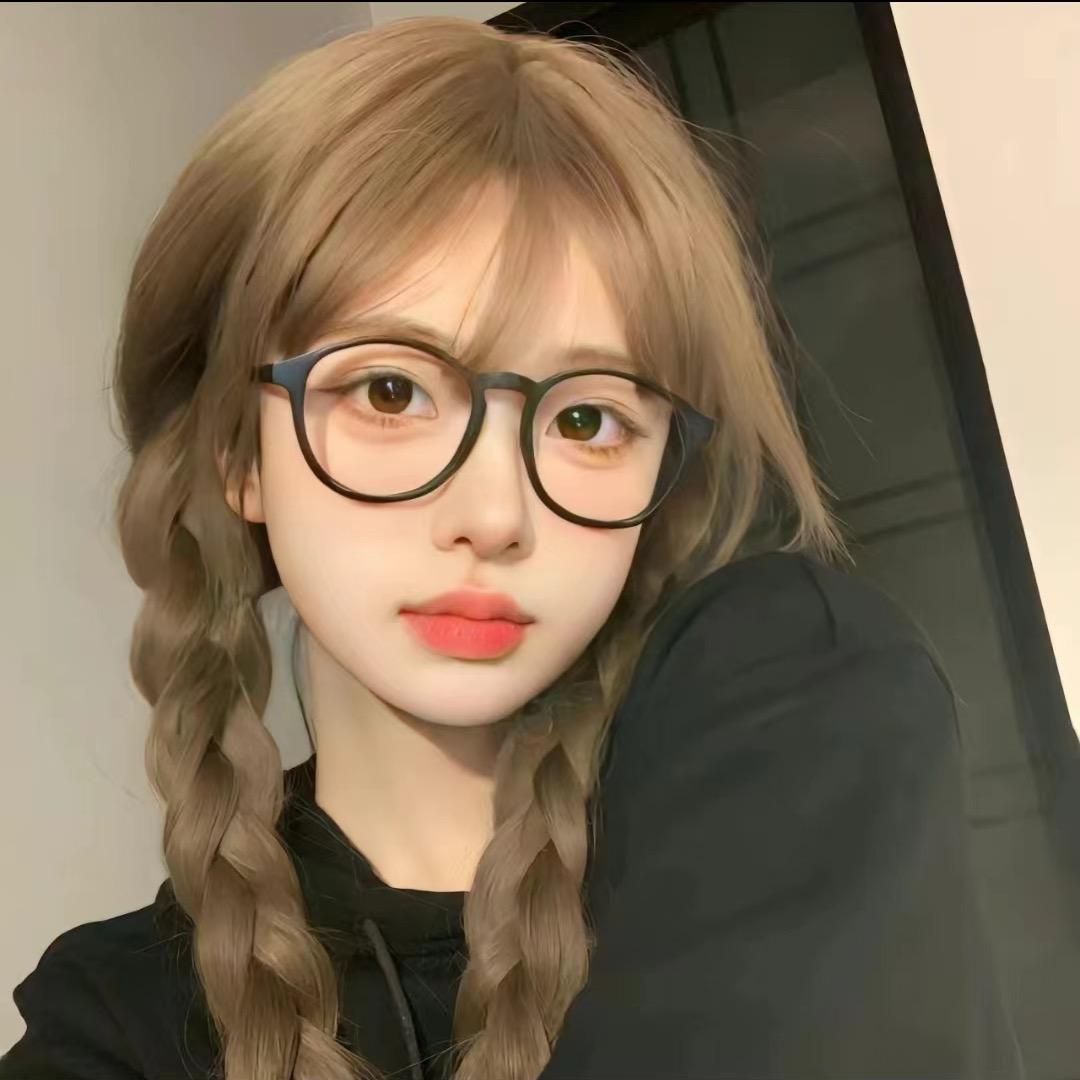 菲菲(银风筝恋上陪伴)