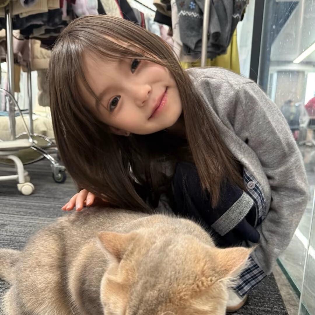 1。     嘉子