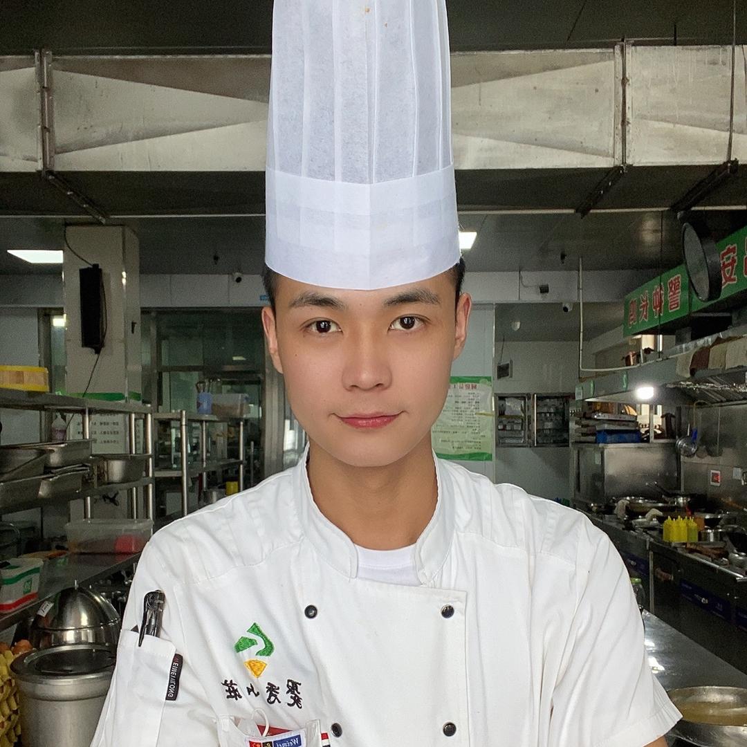华少.