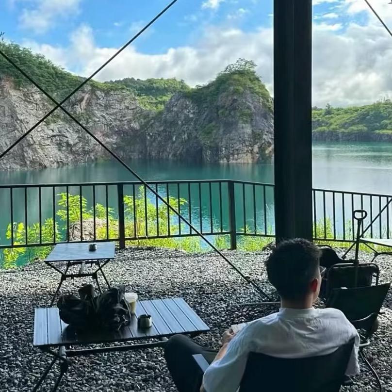 清风徐来💫