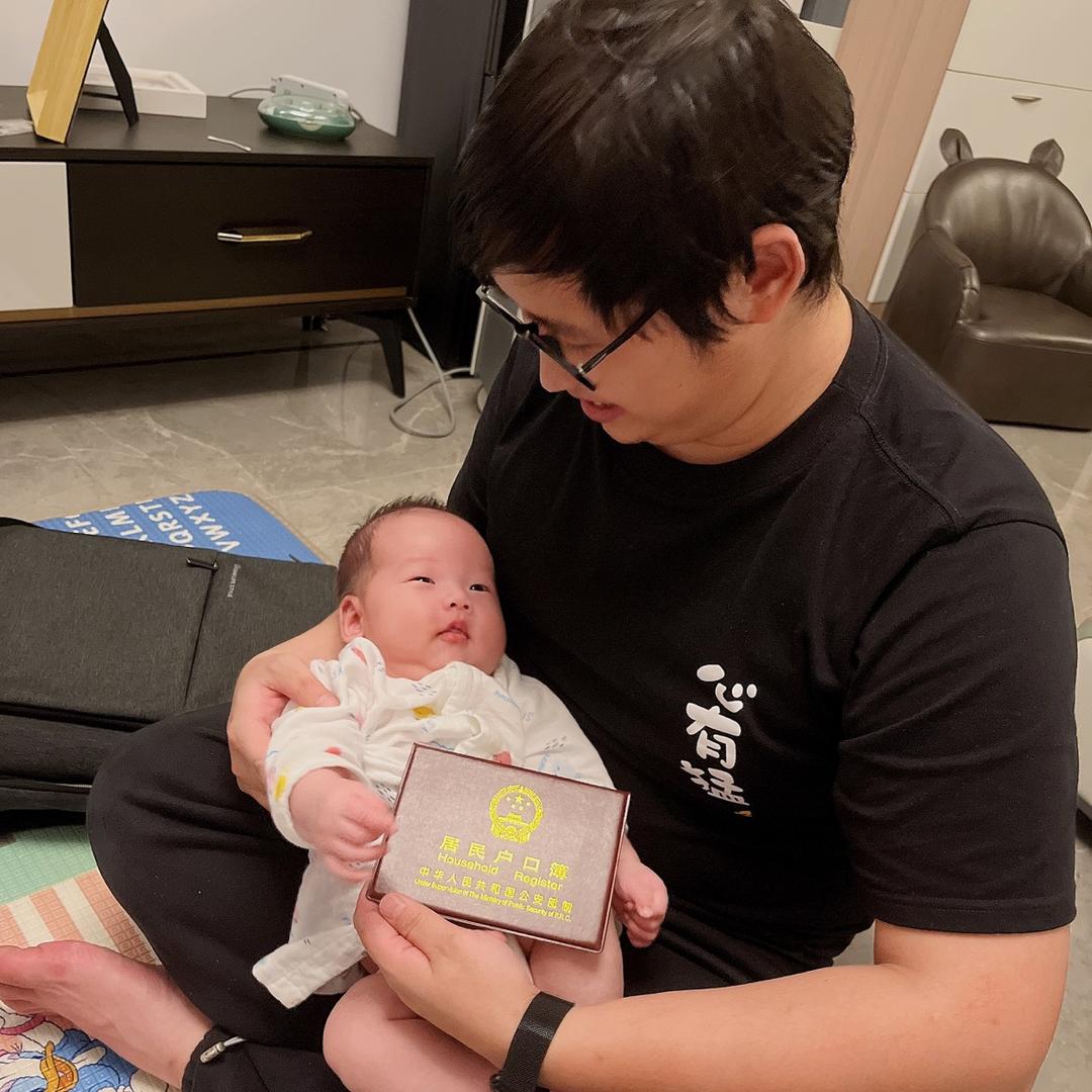 小米粥呀(两岁啦)