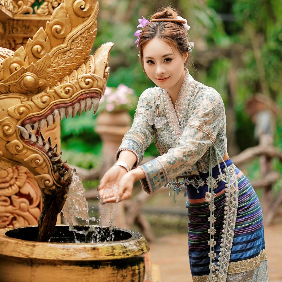 刘媛媛（竹云归老板娘）