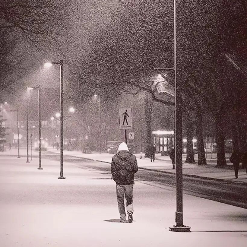 青山还等故人归