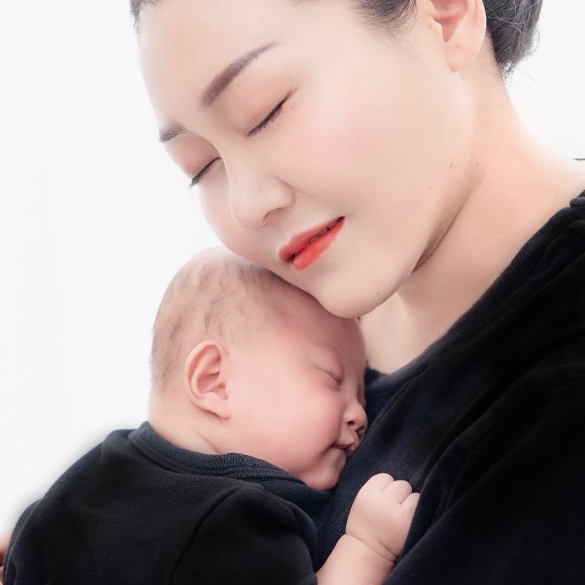 崩 小爺