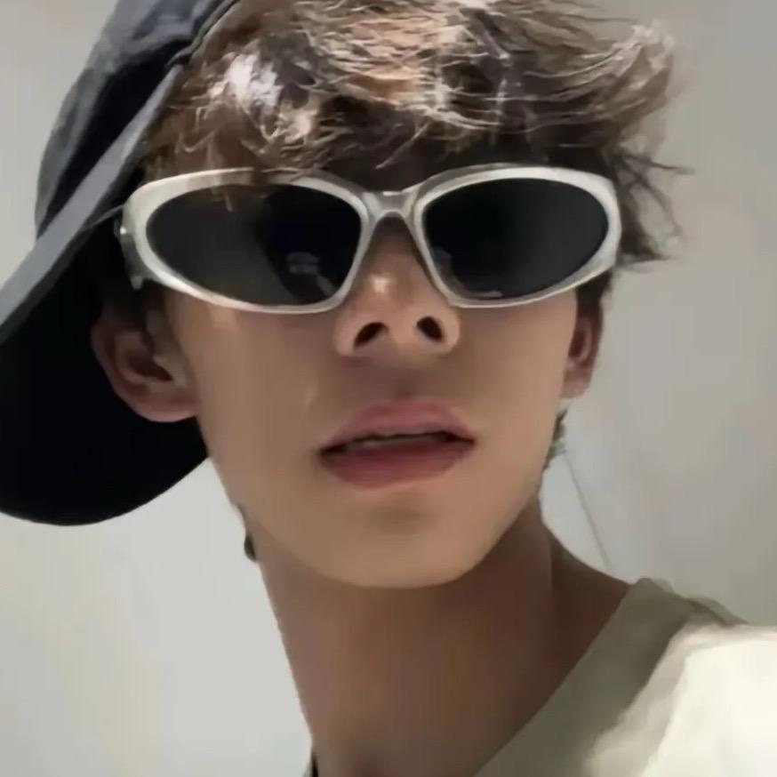 𝙯ᙆ.