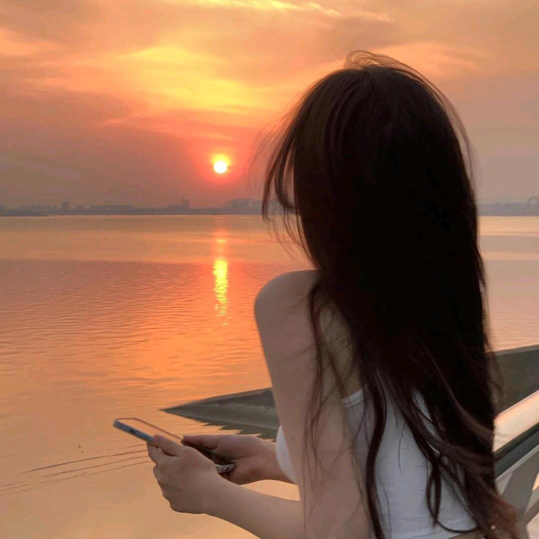 ꧁༺清清༻꧂ 💖  乖乖妞
