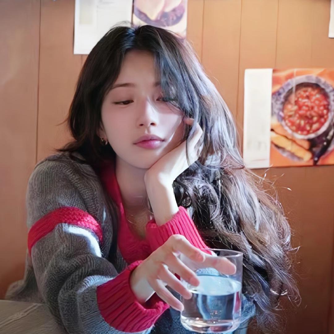 爱吃草莓的小可爱