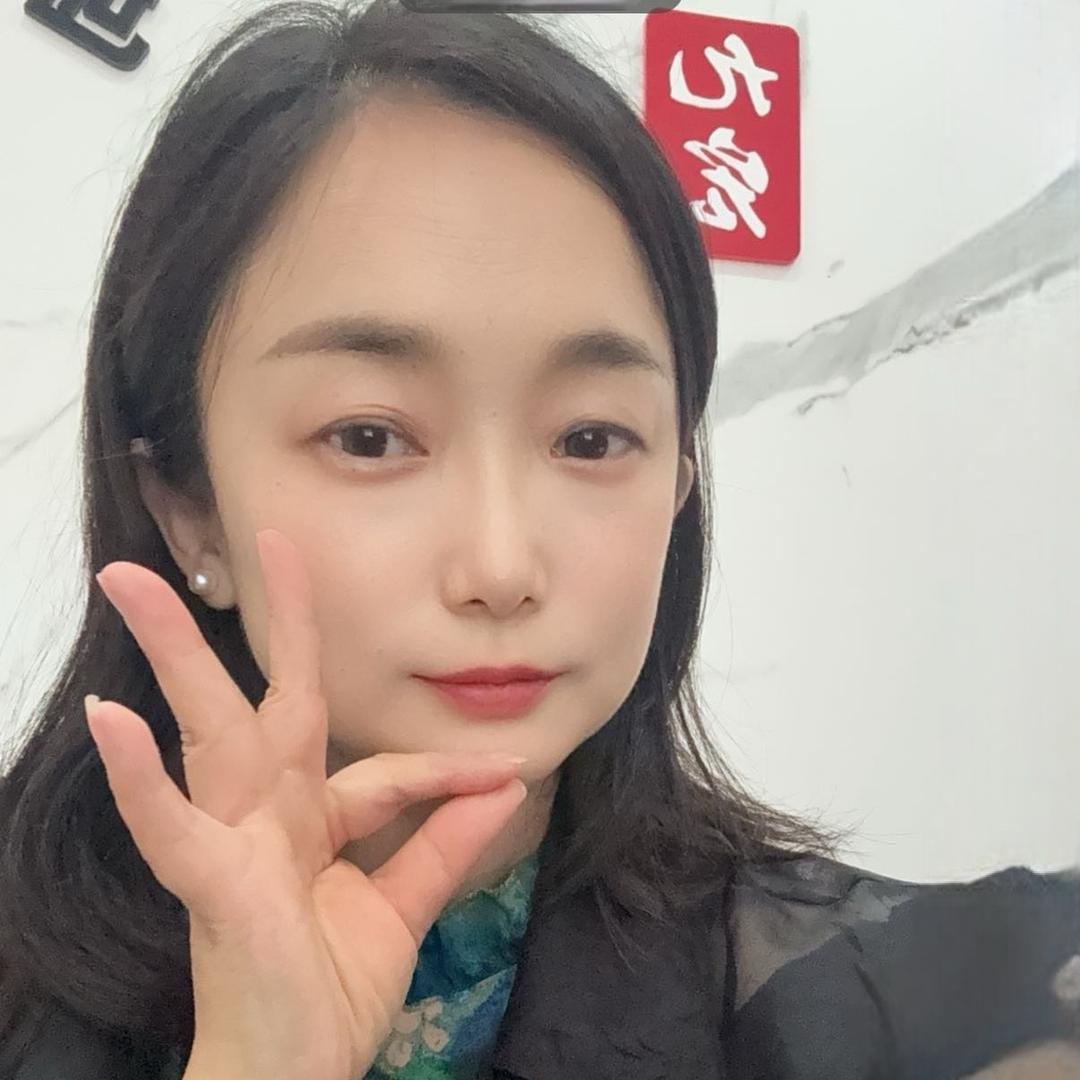 秭盈（小冉九宏房产)