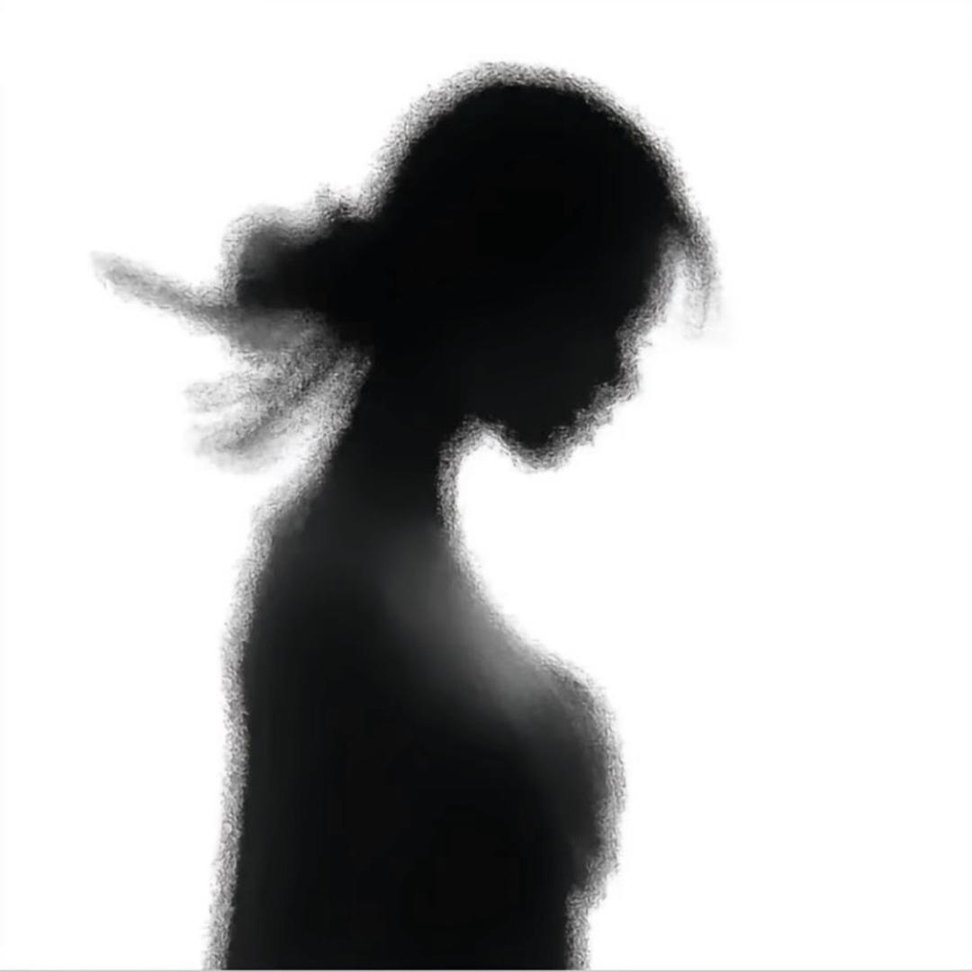 池 湘 奈.