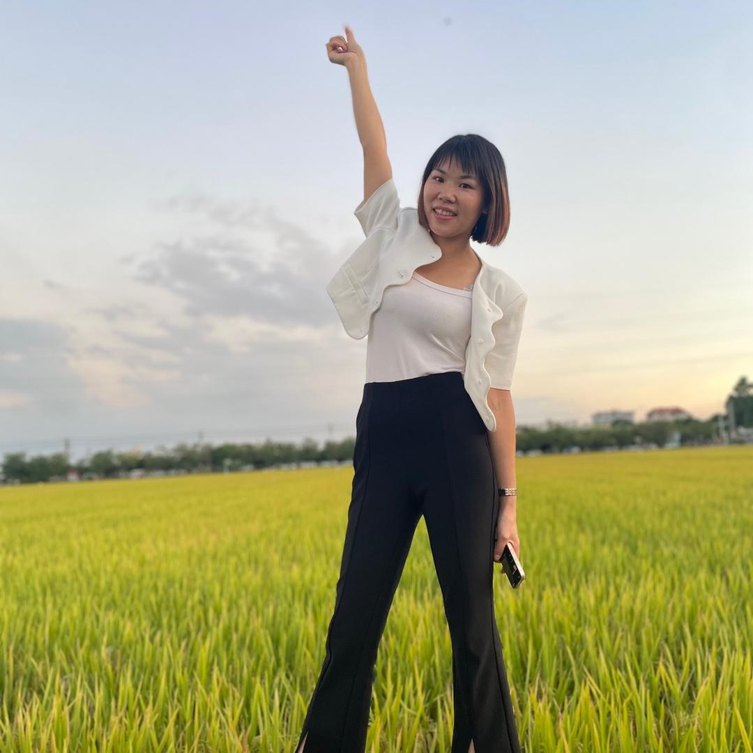 月儿.