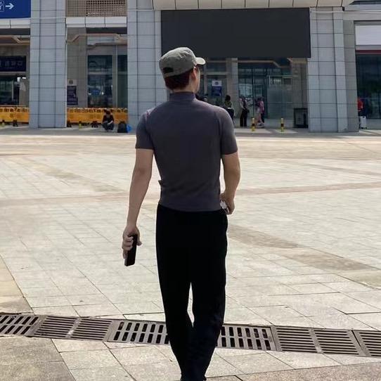 허동무（许同志）