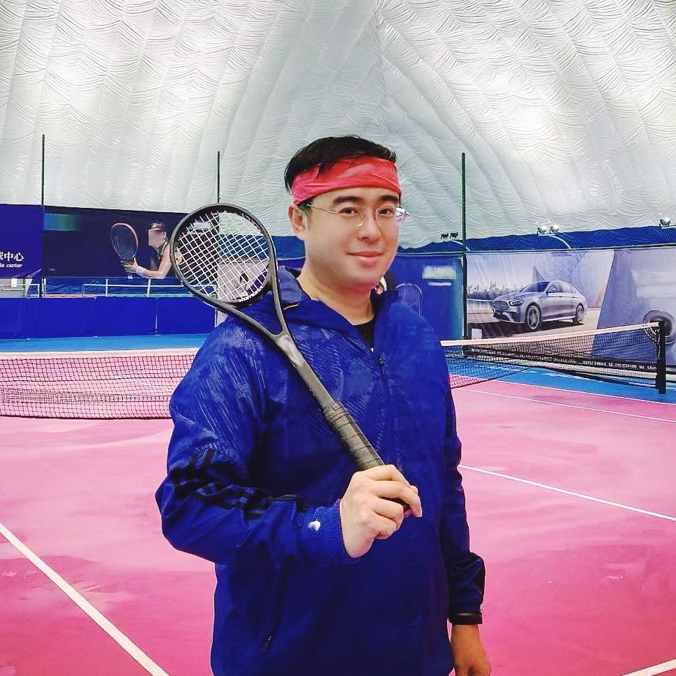 明明的一站一坐