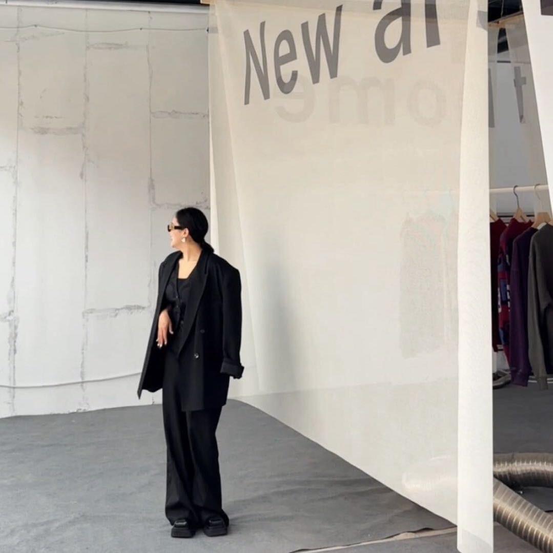 英  临清33男装店