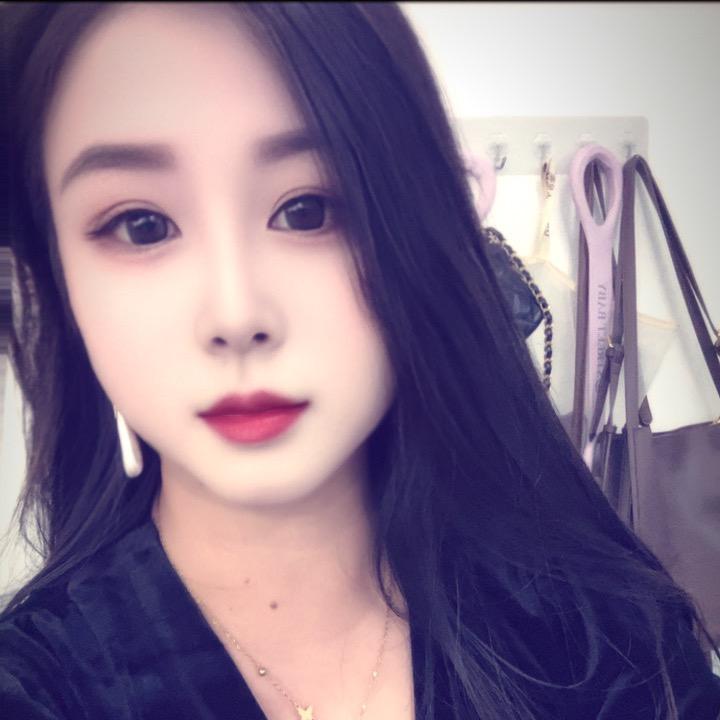 遗忘在角落的女人