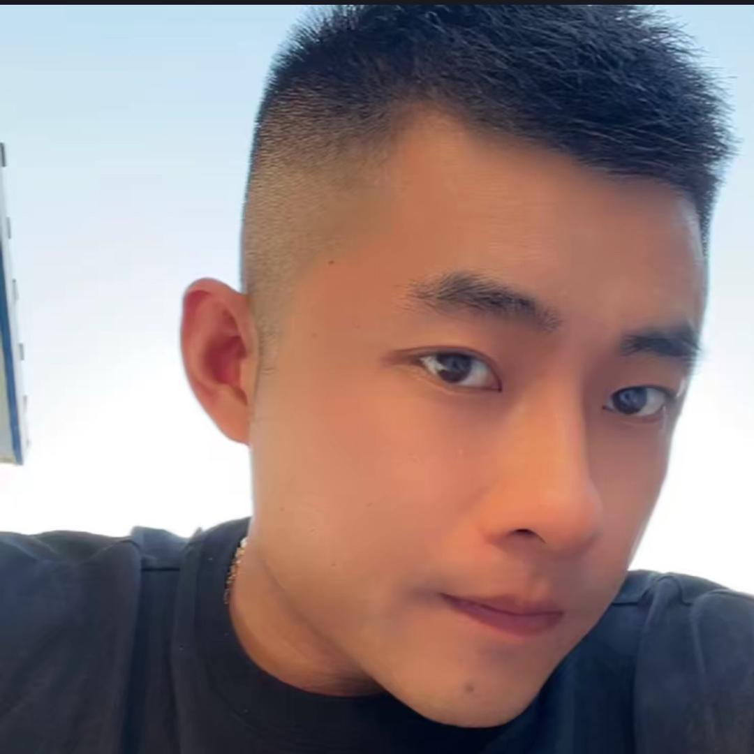 明。哥