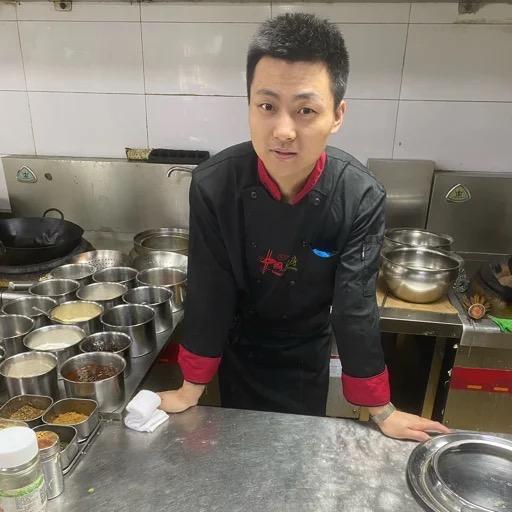 鹏厨