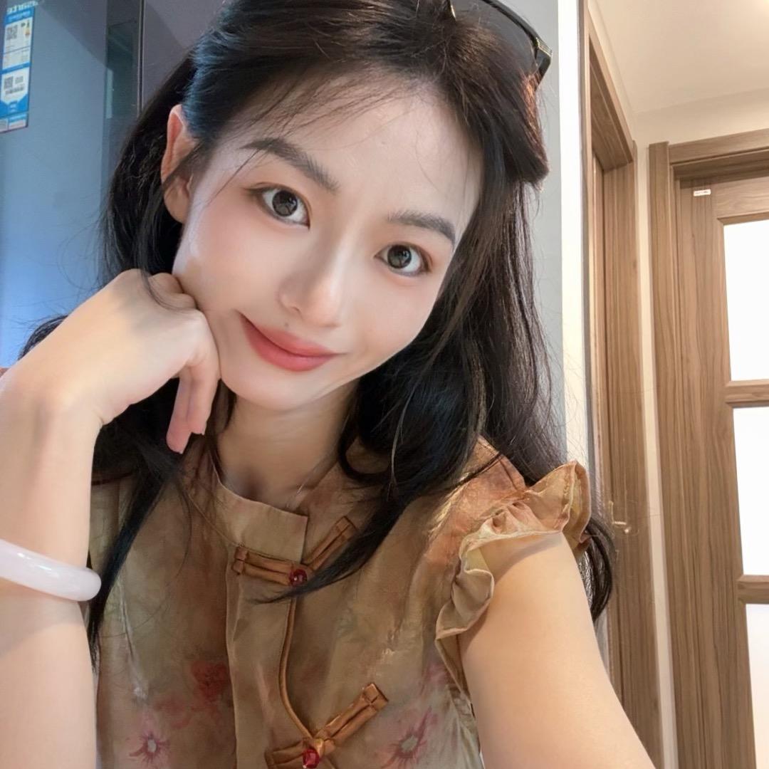 爽汀精品女装
