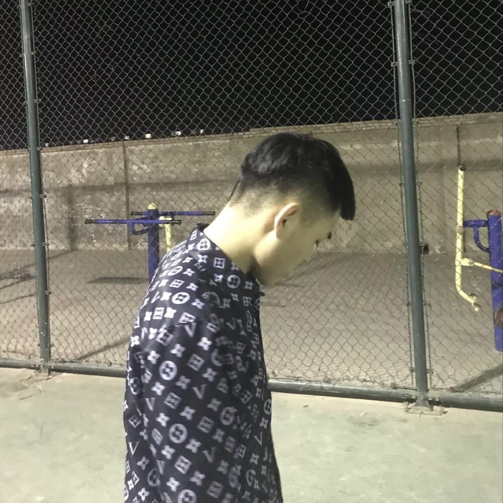 卖鱼的人