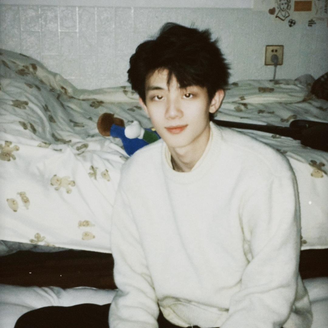 李欣哲.