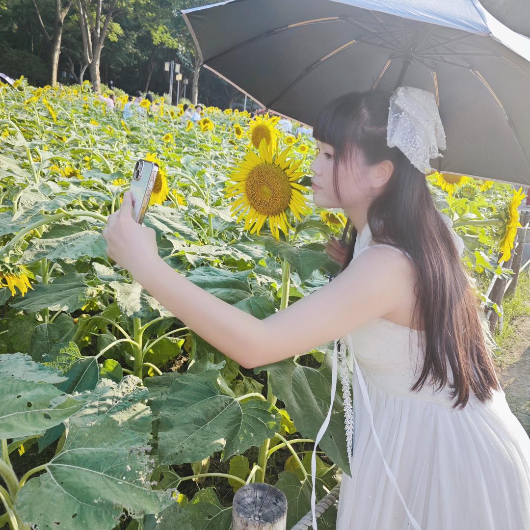 艳艳.🎀