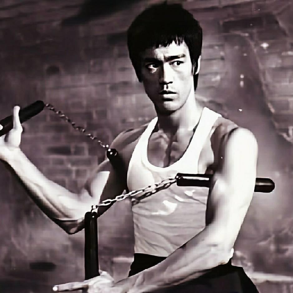 隔壁阿龙（轻创网络）