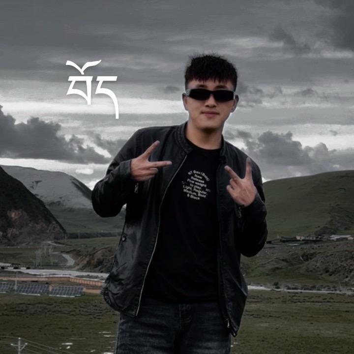 理塘。降央