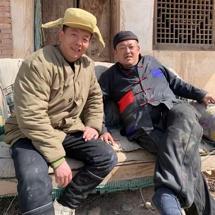 苗会长谝車骗吃