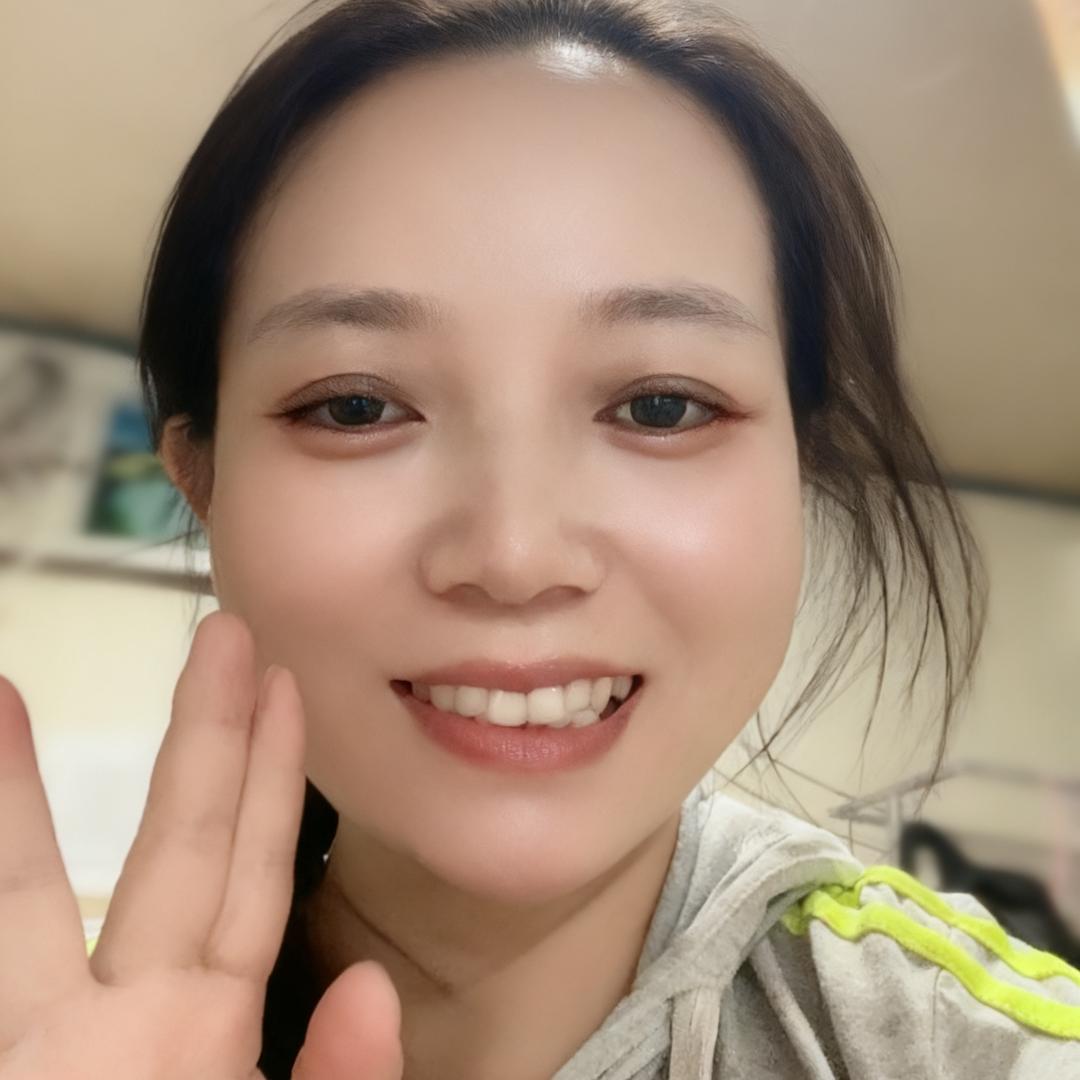 梅梅吖
