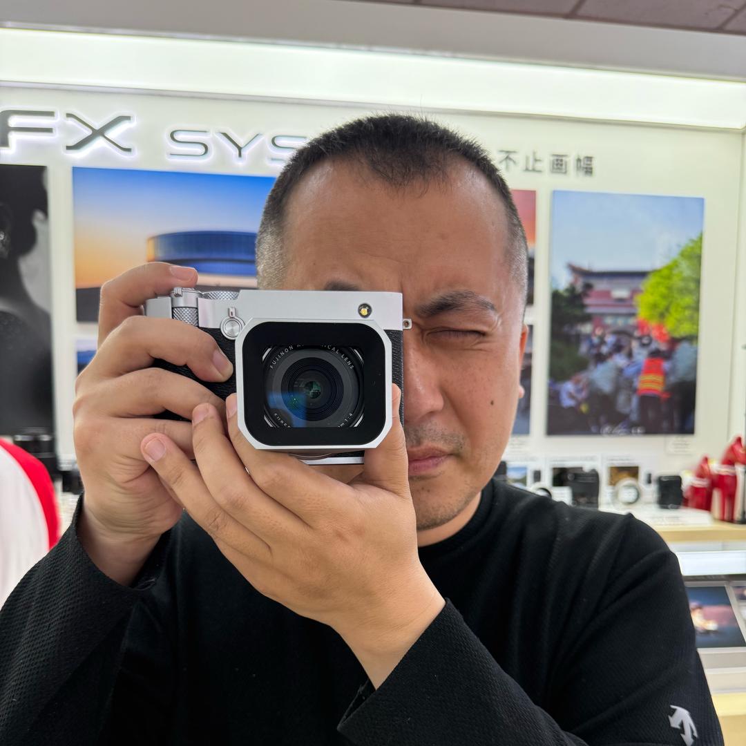 Johnny Liu