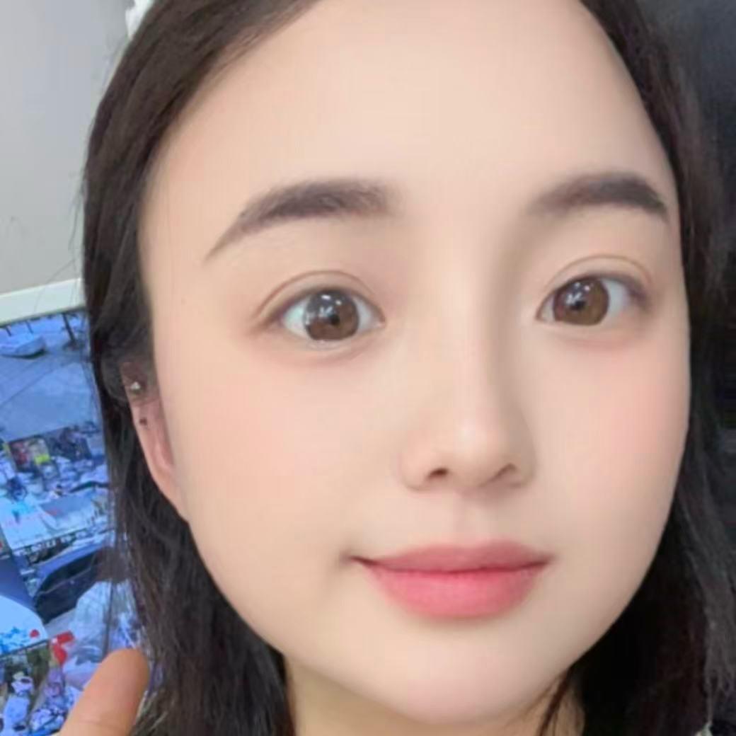 罗小妹在成都